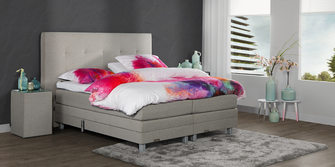 Caresse-sfeer-9700-prdct Caresse 9700 met hocker 3000